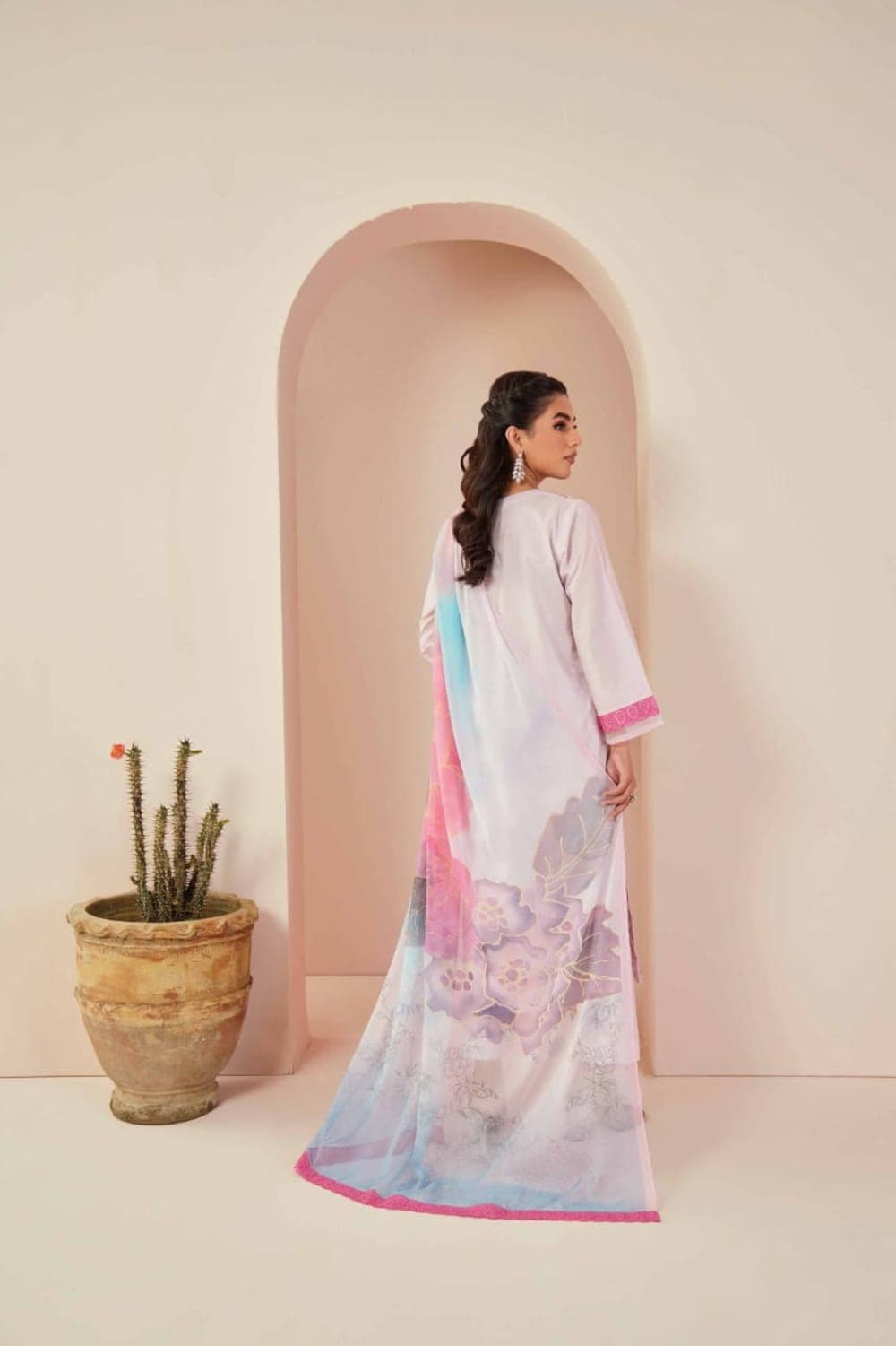 NISHAT (PREMIUM LAWN) 80/80 Lawn 3 Pieces — image 4 of 4