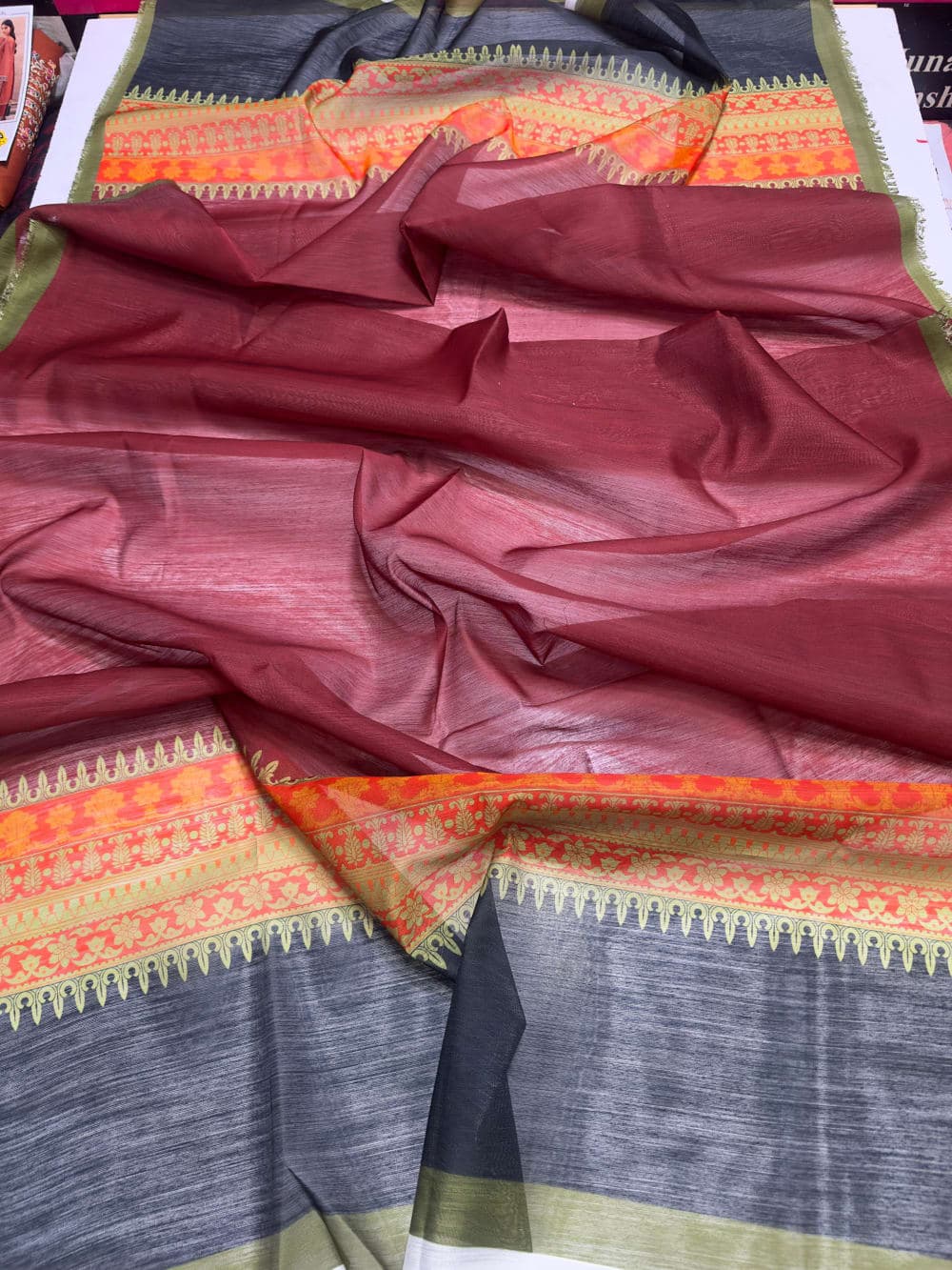 JAZMIN (PREMIUM LAWN) 80/80 Lawn 3 Pieces — image 3 of 4