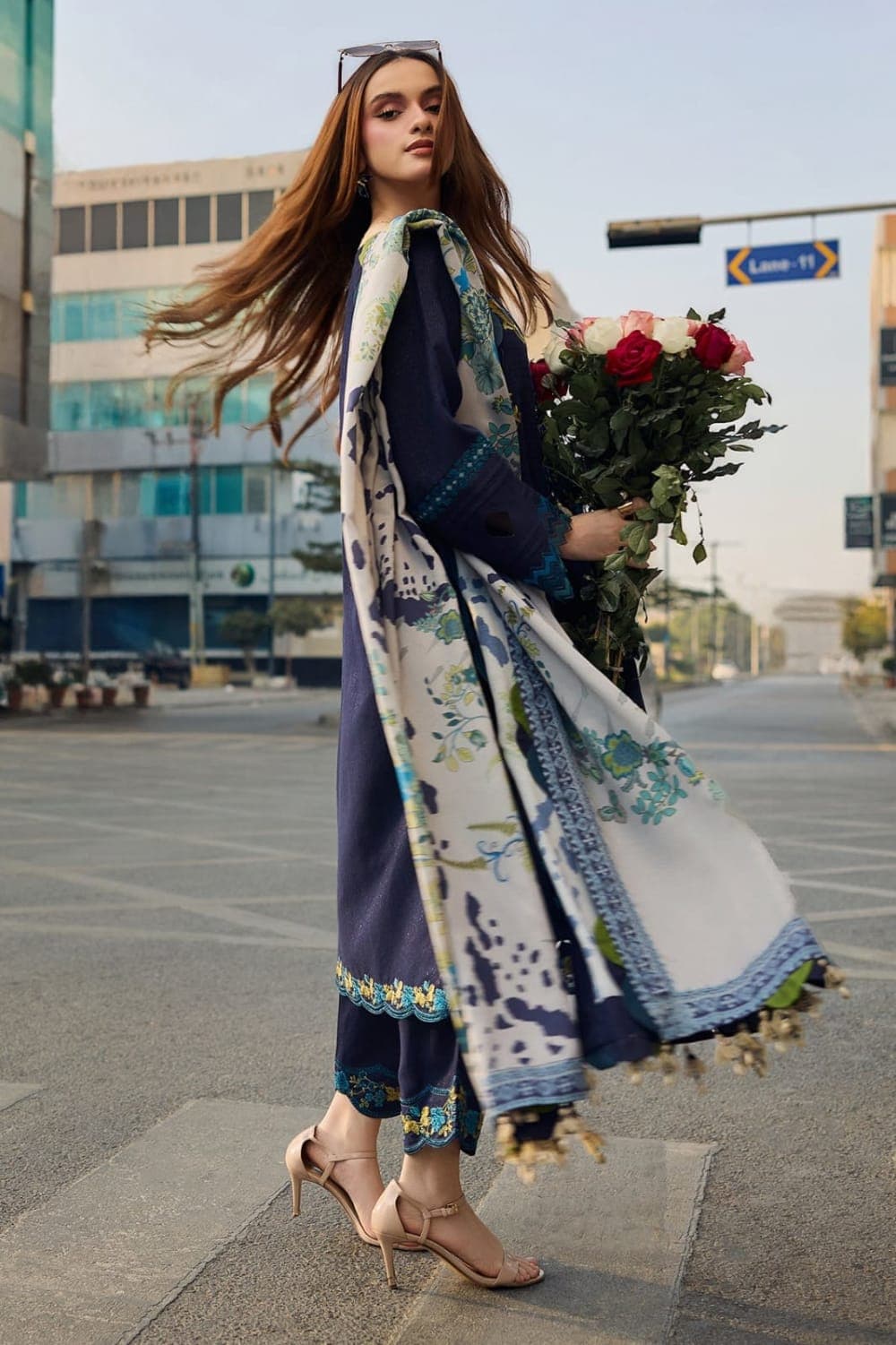 ZELLBURY (PREMIUM LAWN) 80/80 Lawn 3 Pieces — image 2 of 6